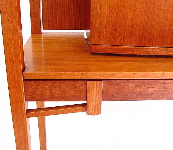 家具工房 家具制作鯛工房・チーク製厨子 FS-bal-teak 正面詳細